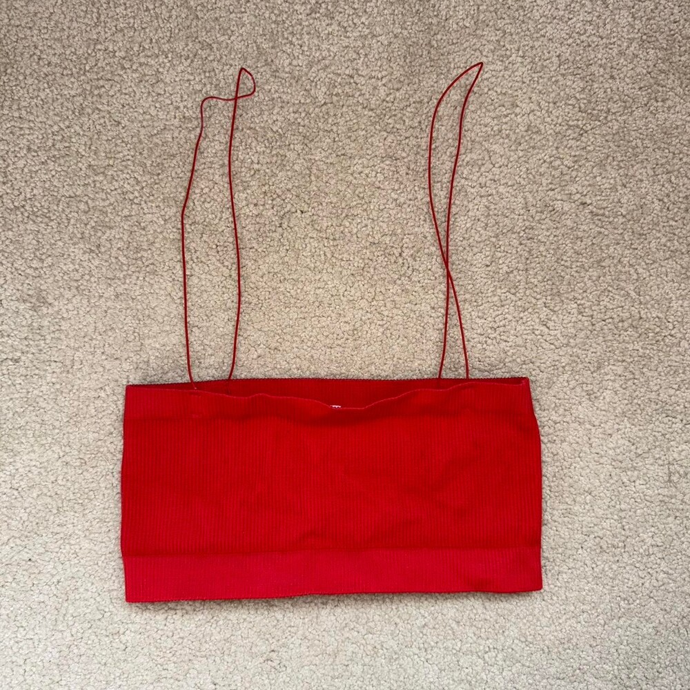 Urban Outfitters Women's Red Crop-top